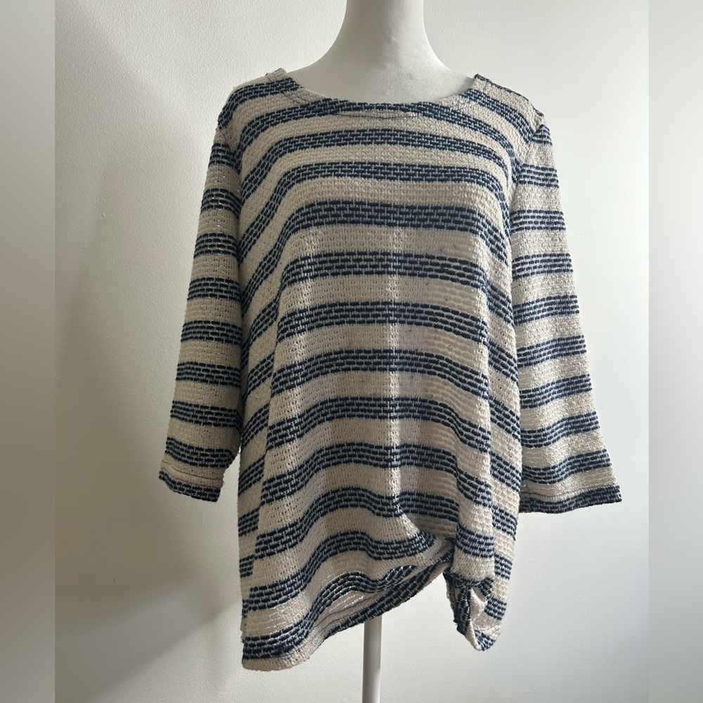 Sunday Cream & Blue Knotted 3/4 Sleeve Top Size 1X